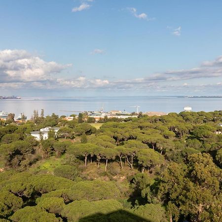 Cristo Rei Flat - Great Views By Homeful Homes Almada Luaran gambar